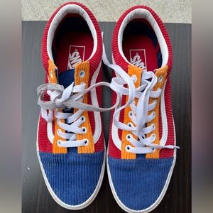 Old Skool Corduroy Vans Size 9